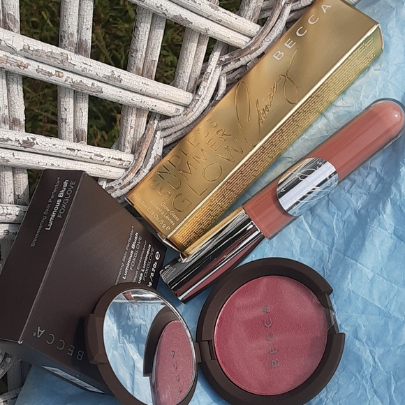 COPY - 💖BECCAShimmeringSkinPerfectorBlush&BeccaGl - Picture 1 of 13